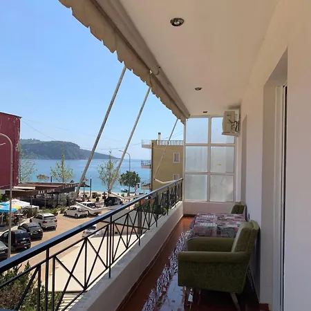 Viron Apartment Himarë