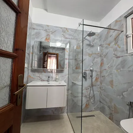 Apartment Viron