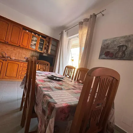 Viron Apartment Himare