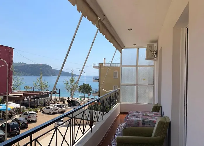 Viron Apartment Himare